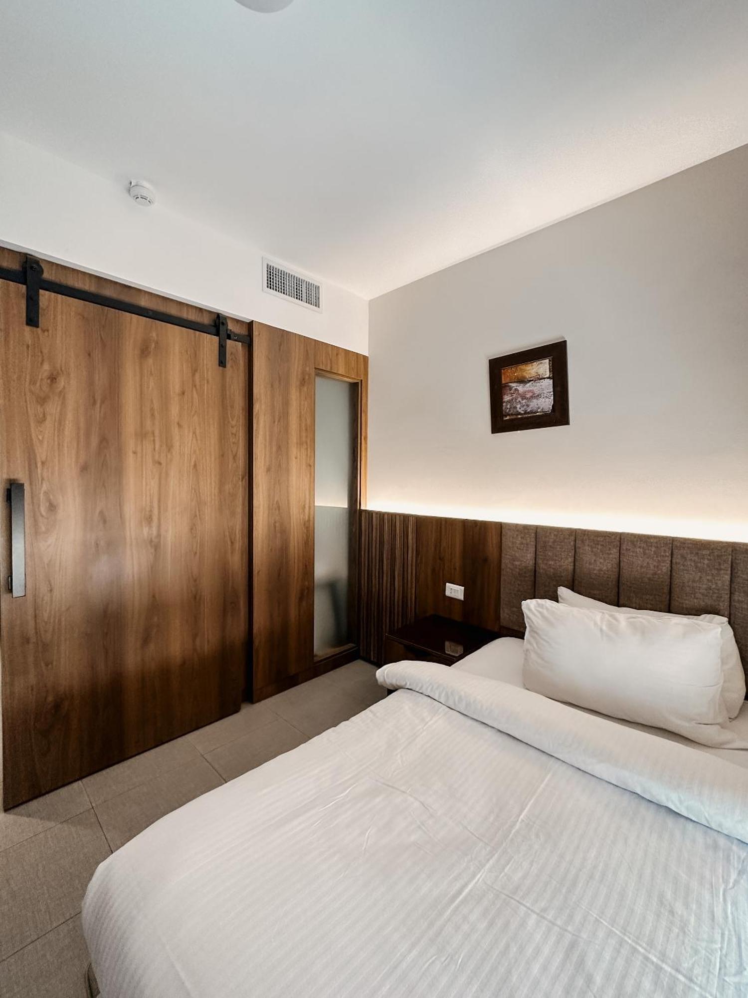 Celino Hotel Amman Ngoại thất bức ảnh